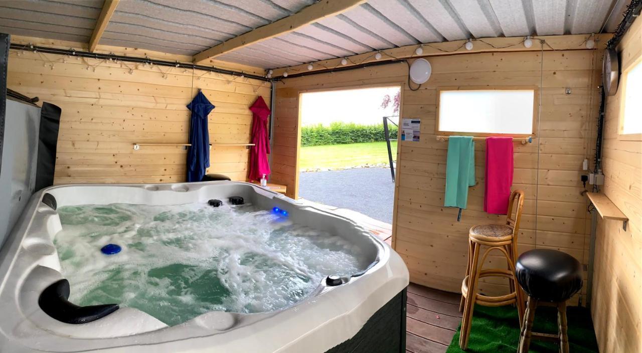 Le Chateau De Frankie Spas-Saunas Grand-Reng 외부 사진