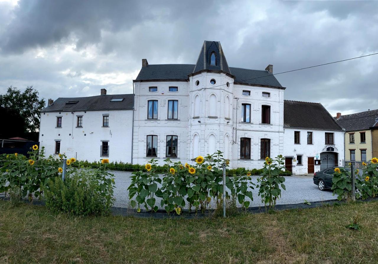 Le Chateau De Frankie Spas-Saunas Grand-Reng 외부 사진